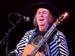 Supporting image for story: Slade's Don Powell talks ahead of Robin 2 show