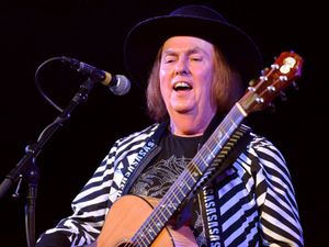 Supporting image for story: Slade's Don Powell talks ahead of Robin 2 show