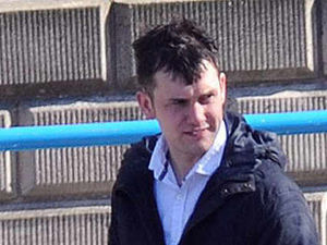 Supporting image for story: Ex-army rival beat up chip shop boss in row