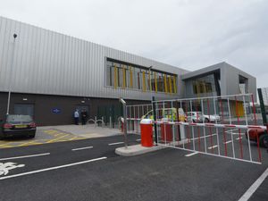 Supporting image for story: Man dies in Oldbury custody suite prompting IPCC investigation