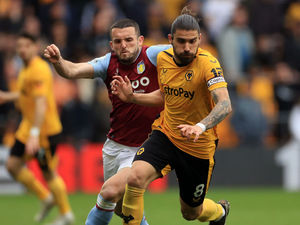 Supporting image for story: John McGinn: Aston Villa are not giving up on Europe