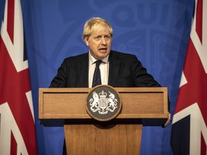 Supporting image for story: Prime Minister calls on unvaccinated five million to take up offer of jab