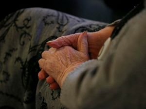 Supporting image for story: Elderly people targeted in house burglaries