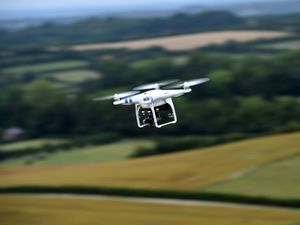 Supporting image for story: Number of drones seen around jails rises to record high, figures show