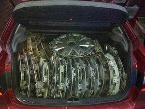 Supporting image for story: Stolen wheel trims found after chase in Sandwell