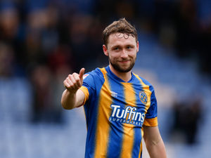 Supporting image for story: Shrewsbury's Matthew Pennington has red card overturned after appeal 