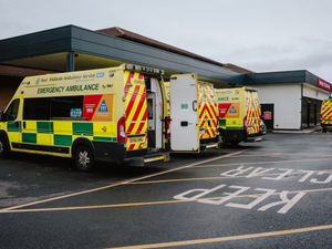 Supporting image for story: Only attend A&E if you have a 'life-threatening injury or illness', health bosses warn