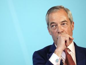 Supporting image for story: Farage faces cross-party criticism for not denouncing ‘paracetamol-autism link’