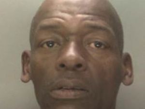 Supporting image for story: Police hunt to find man wanted on suspicion of brother's murder