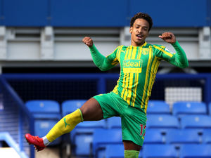 Supporting image for story: West Brom's Slaven Bilic pleased with Matheus Pereira contract talks  