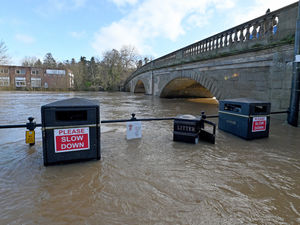 Supporting image for story: River Severn flooding: Water levels expected to get higher after Storm Franklin