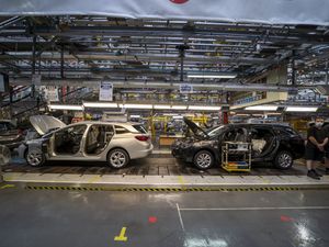 Supporting image for story: UK automotive fleet carbon emissions fall by 11.8 per cent year on year