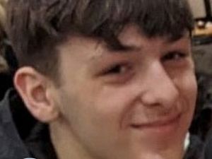 Supporting image for story: Four accused of killing 16-year-old appear before judge