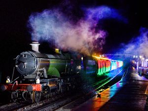 Supporting image for story: Full steam ahead as 8,500 people board new Severn Valley Railway spectacle