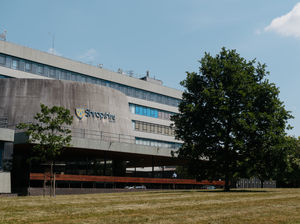 Supporting image for story: Death of woman with one tooth who choked on food at Telford care home was 'accidental'