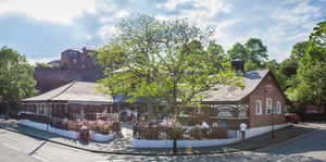 Hickory's Smokehouse in Chester