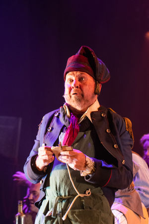 Time Jones as the repulsive Thenardier!