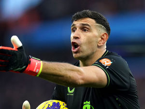 Supporting image for story: Aston Villa's Emi Martinez the shoot-out hero again as Argentina advance