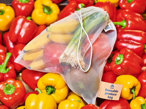 Supporting image for story: Aldi's Black Country single-use bags trial