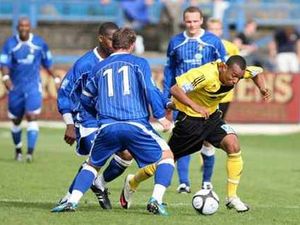 Supporting image for story: Sinton bids to extend loan pair's stay at Bucks