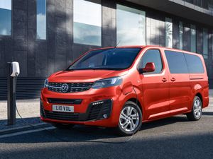 Supporting image for story: Vauxhall introduces new Vivaro-e Life