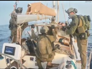 Supporting image for story: Four Scots on Gaza aid flotilla ‘kidnapped’ by Israel, Green co-leader says