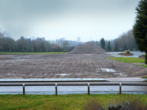 Supporting image for story: Holiday Inn near M6 reduced to rubble after major fire