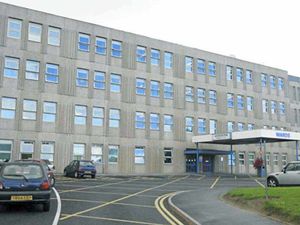 Supporting image for story: Health chiefs urged to keep A&E at hospitals