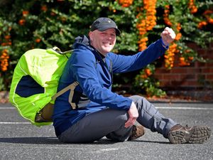 Supporting image for story: Veteran completes month-long gruelling 50-mile challenge with 50 pounds on his back raising hundreds for Shropshire boxing gym
