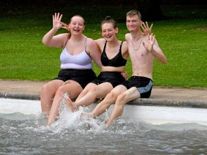 Supporting image for story: Heatwave peak: West Midlands braces for temperatures 'higher than Barcelona'