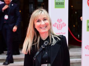 Supporting image for story: Fiona Phillips’ new book to show how life with Alzheimer’s ‘can still bring joy’