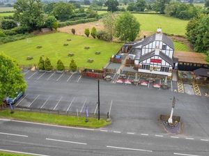 The Greyhound Inn, picture: Rightmove and Bowen