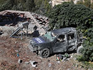 Supporting image for story: Israeli airstrike on journalist compound kills three, Lebanese state media says