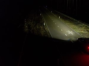 Supporting image for story: Ford trials new headlight technology that can project signs onto the road ahead