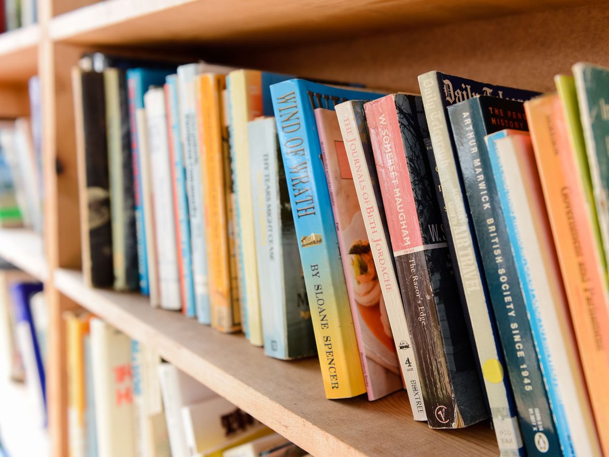 Sales of quiz books and bibles at their highest since the 1990s in 2025