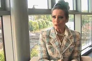 Supporting image for story: Lorraine Chase talks about Shrewsbury Theatre Severn stint