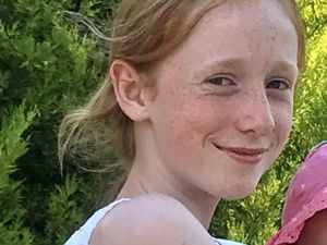 Supporting image for story: Hospital worker tears up as she recalls death of girl, 14, left alone on ward