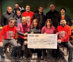 Sanjhi Sewa Charity presentation, Cheq Presentations Photo
Bill Mall,Harpreet Sanghera,Prem Sondhi,Davinder Singh,Pal Phull,Jaswinder Soor,Manjeet Jheeta,Gurcharan Khanpur,Nash Aujla,Sukhi Aujla,Bimla.Peter Chahal.