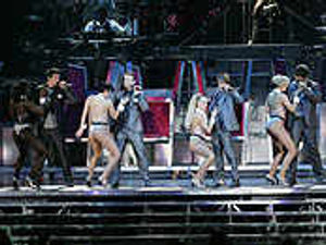 Supporting image for story: Take That wow the NEC