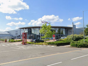 Supporting image for story: Investigation launched as more than 50 firefighters tackle Jaguar Land Rover blaze in Birmingham