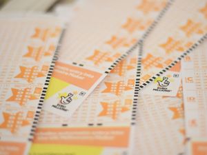 Supporting image for story: UK ticket-holder wins £24 million EuroMillions jackpot