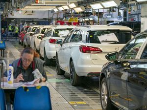 Supporting image for story: UK car production in September falls to lowest level since 1982