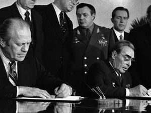 Supporting image for story: How about a Cold War medal?