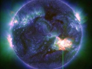 Supporting image for story: Solar storm could disrupt communications and produce northern lights in US