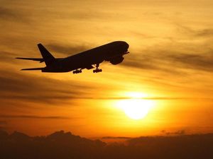 Supporting image for story: Scientists think there might be three times as much flight turbulence by 2050