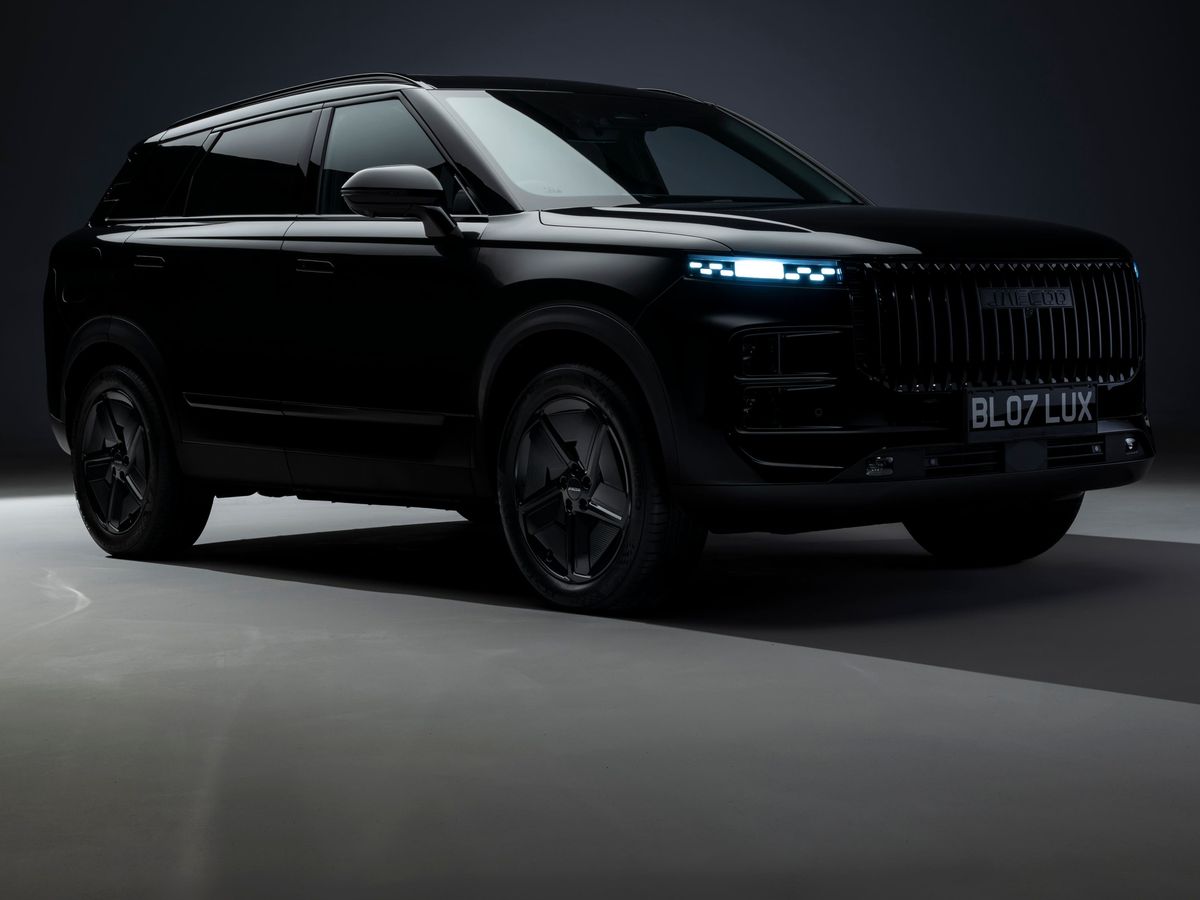 Jaecoo 7 gains &lsquo;Black Luxury Edition&rsquo; variant and new hybrid powertrain