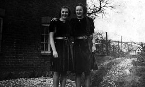 Shropshire sisters Lorna and Edna Ellison, who befriended the assassins Josef Gabcik and Jan Kubis. Photo from John Martin.
