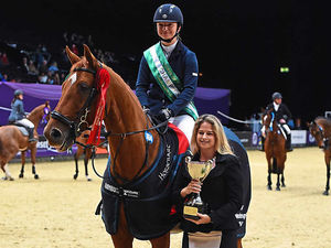 Supporting image for story: Emily claims last-gasp success in Horseware Bronze League