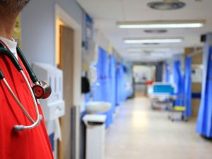 Supporting image for story: One in 10 people waiting more than 12 hours from arrival at A&Es