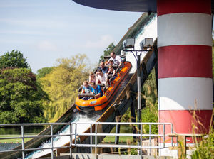 Supporting image for story: Here’s how to get discounted Drayton Manor tickets for the summer holiday